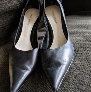 Nine West pointed Black pumps